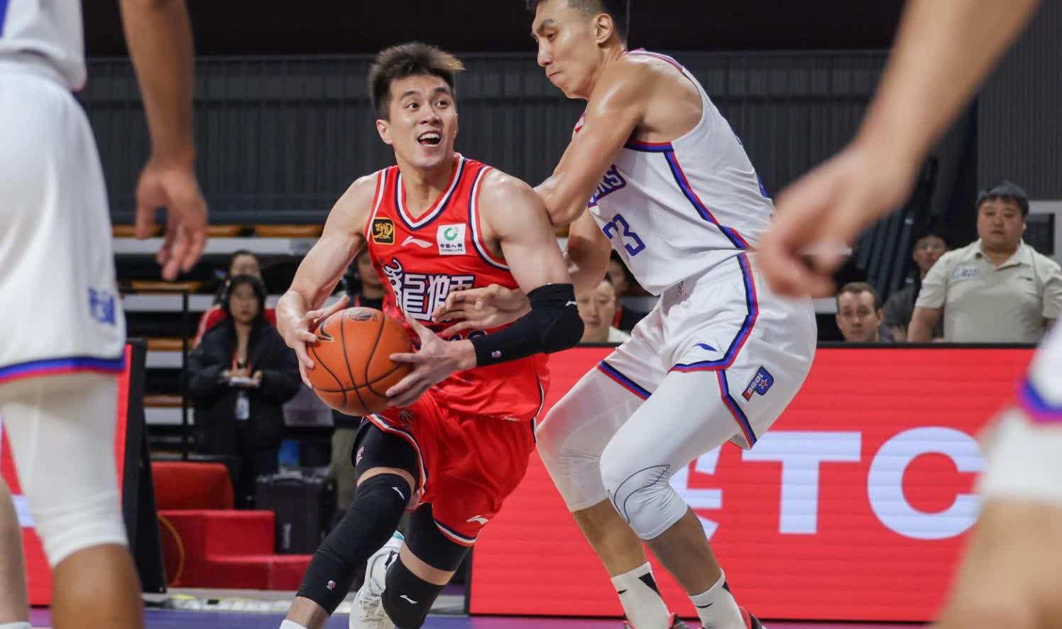 爱游戏APP-包含广州队发布备战花絮；集结日手感冰凉；意甲任务艰巨；球探报告显示潜力的词条-爱游戏APP