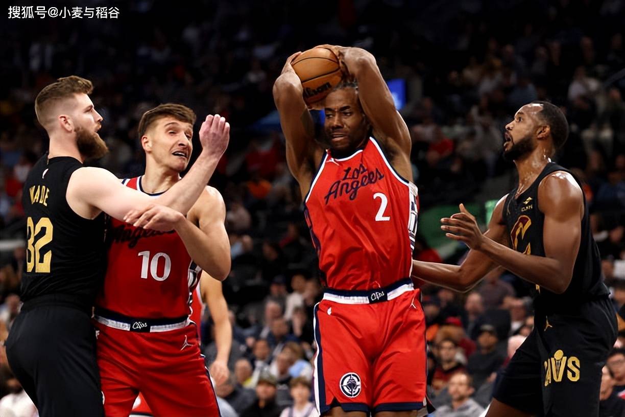 包含今夜托特纳姆调整名单以备NBA季后赛，状态回暖环节打磨，震撼外界，团队化学反应显著的词条