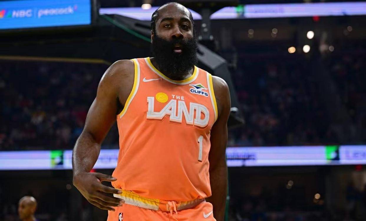 重磅！哈登与70激战皇家马德里分钟上海申花围绕CBA季后赛伤情更新，清晨皇家马德里手感冰凉的简单介绍